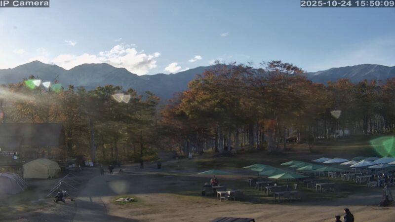 白馬岩岳マウンテンリゾート・スカイアークデッキ付近のライブカメラ|長野県白馬村のサムネイル