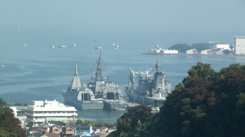 横須賀港・海上自衛隊護衛艦のライブカメラ|神奈川県横須賀市のサムネイル