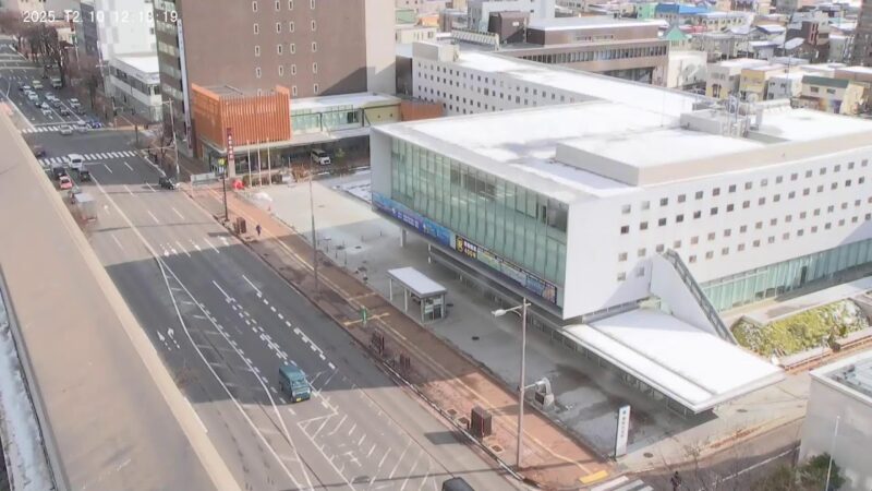 国道4号 青森市役所本庁舎のライブカメラ|青森県青森市のサムネイル