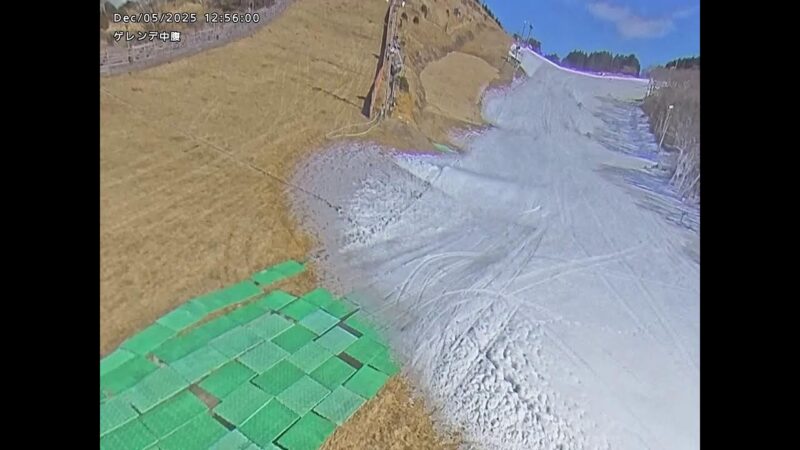 くじゅう森林公園スキー場ゲレンデ中腹のライブカメラ|大分県九重町のサムネイル