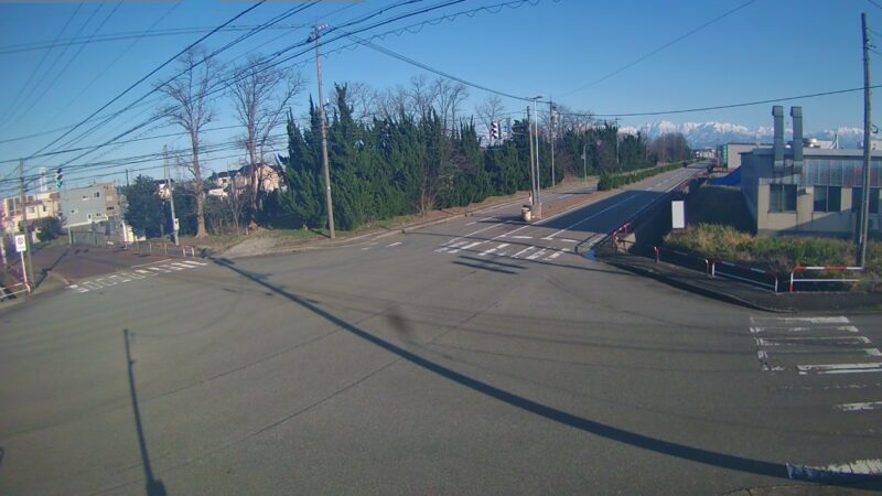 射水市道堀岡東町東明七軒線 海老江郵便局前交差点のライブカメラ|富山県射水市のサムネイル