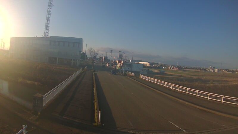 射水市道大門針原線 橋下条大橋のライブカメラ|富山県射水市のサムネイル