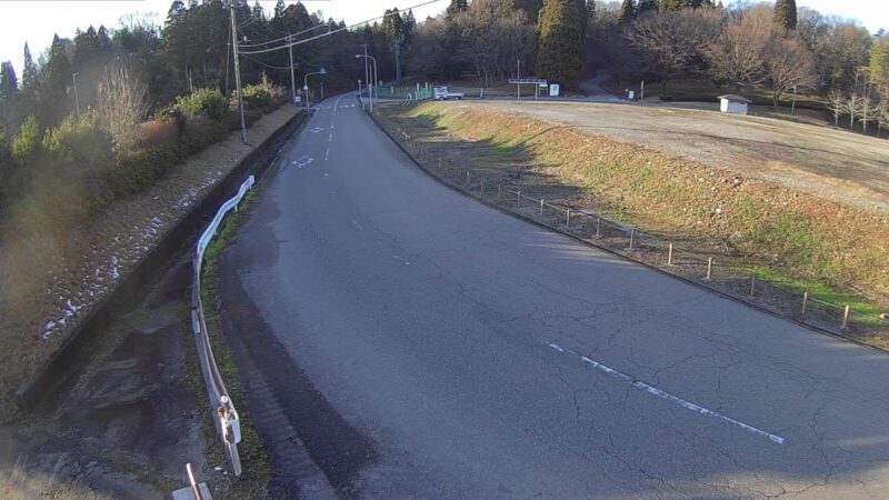 射水市道池多605号線 太閤山公園墓苑付近のライブカメラ|富山県射水市のサムネイル