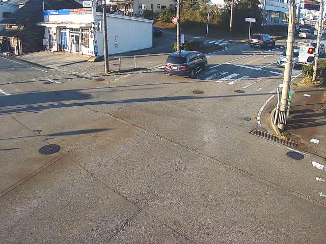 国道415号 堀岡古明神交差点のライブカメラ|富山県射水市のサムネイル