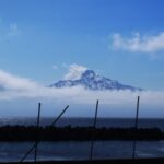 ペシ岬方面から利尻山のライブカメラ|北海道利尻富士町のサムネイル