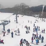 峰山高原リゾートホワイトピーク・センターハウス前のライブカメラ|兵庫県神河町のサムネイル