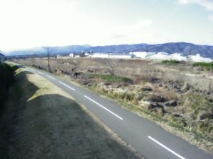 福島県福島市 阿武隈川 瀬上町東町3丁目 R0.0kのライブカメラ