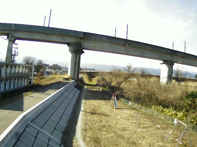 荒川 方木田葉ノ木立 R0.4k+40のライブカメラ|福島県福島市のサムネイル