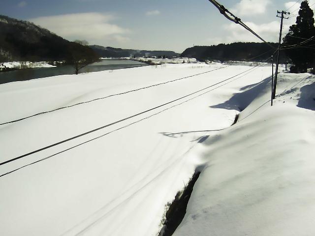最上川 上台 39.1k左岸のライブカメラ|山形県戸沢村のサムネイル