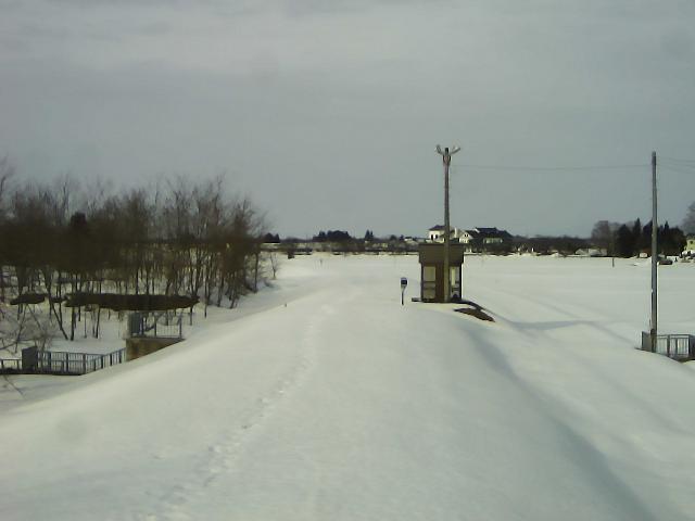 雄物川 京塚橋付近 96.9k右岸のライブカメラ|秋田県湯沢市のサムネイル