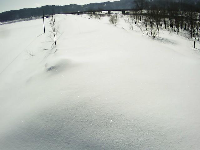 鮭川 上大渕 12.2k左岸のライブカメラ|山形県鮭川村のサムネイル