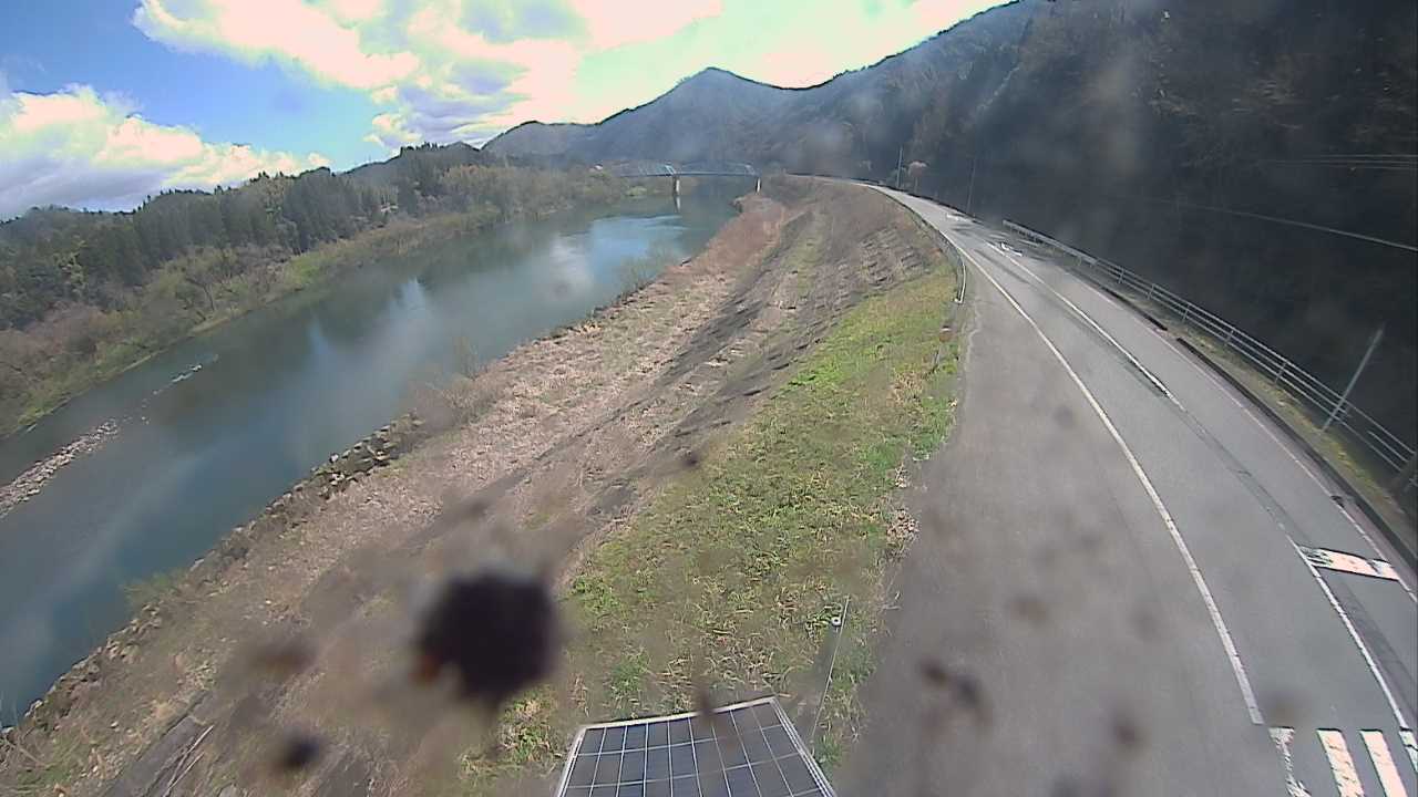 江の川 左岸 吾郷大橋46.4kのライブカメラ|島根県美郷町のサムネイル