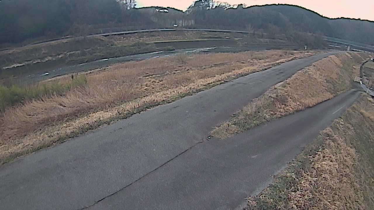 江の川 左岸 旭144.6kのライブカメラ|広島県三次市のサムネイル
