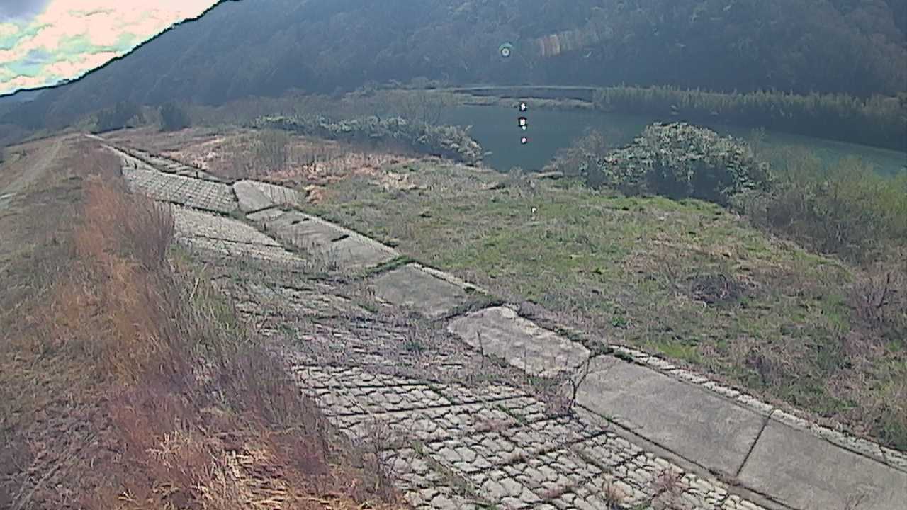 江の川 右岸 八神6.4kのライブカメラ|島根県江津市のサムネイル