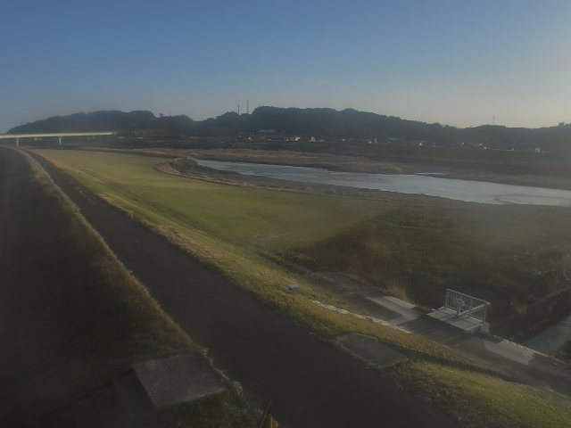 本庄川 2k400東諸県郡国富町塚原のライブカメラ|宮崎県宮崎市のサムネイル