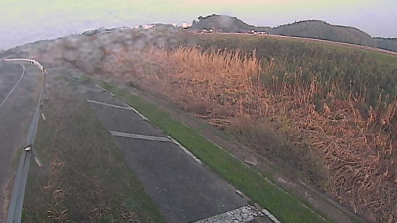 法勝寺川 左岸 榎原3k000のライブカメラ|鳥取県米子市のサムネイル