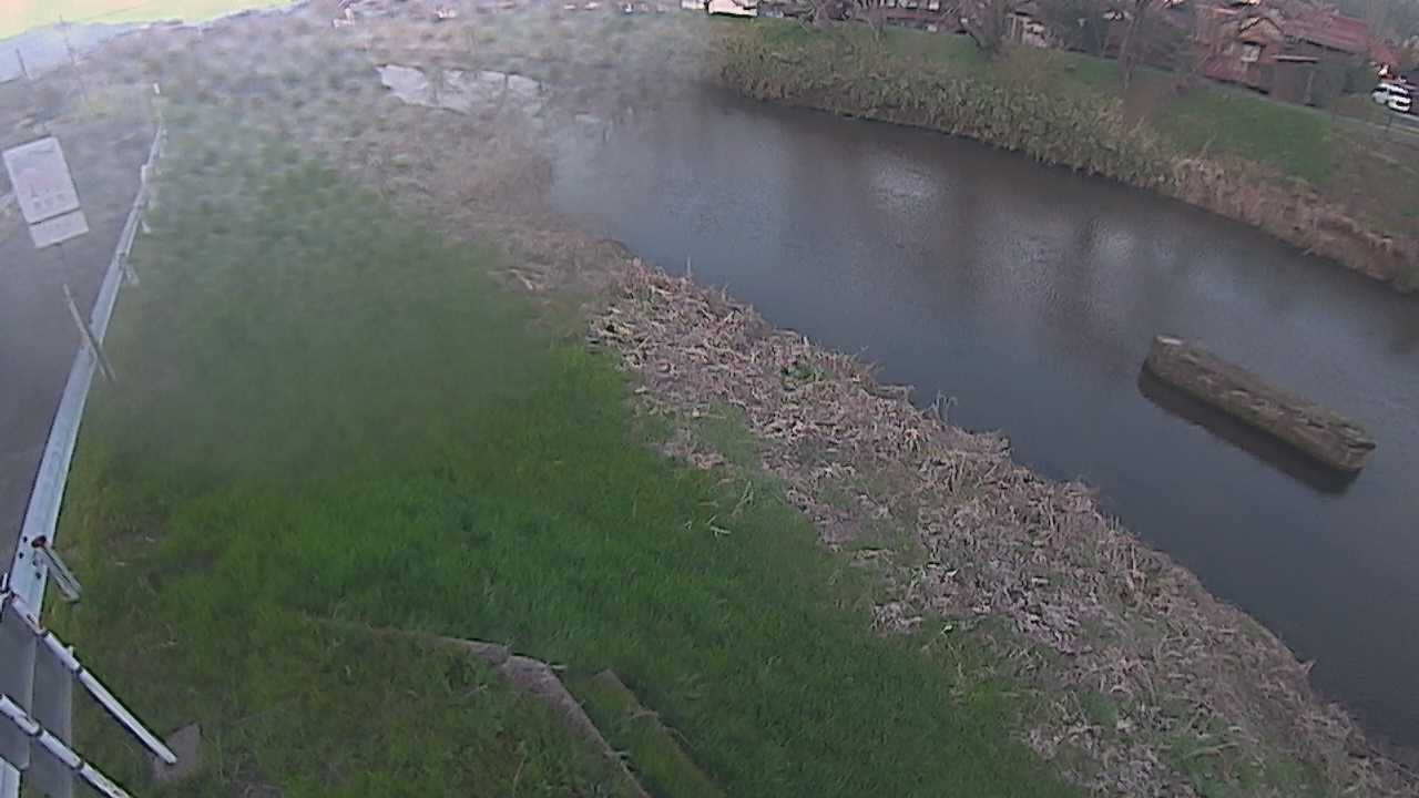 法勝寺川 左岸 清水9k906のライブカメラ|鳥取県南部町のサムネイル