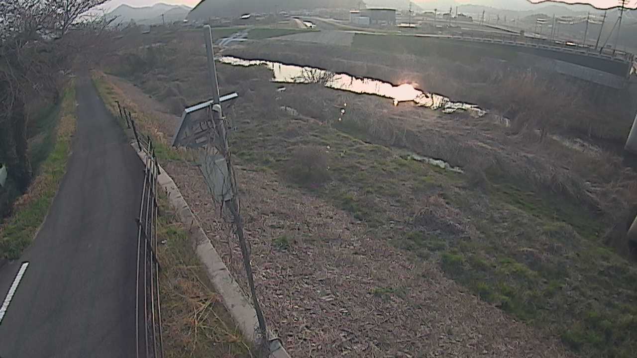 法勝寺川 右岸 阿賀8k120のライブカメラ|鳥取県南部町のサムネイル