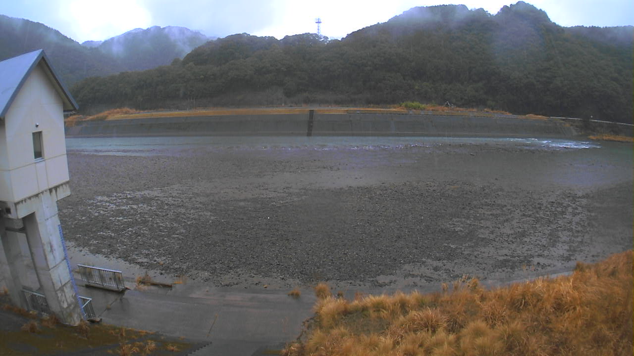 球磨川 左岸19k400荒瀬上流樋管のライブカメラ|熊本県八代市のサムネイル