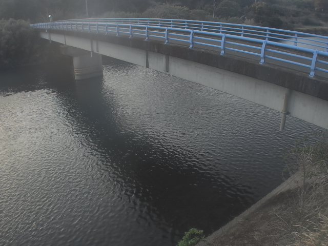 串良川 左岸10k3下中橋のライブカメラ|鹿児島県鹿屋市のサムネイル