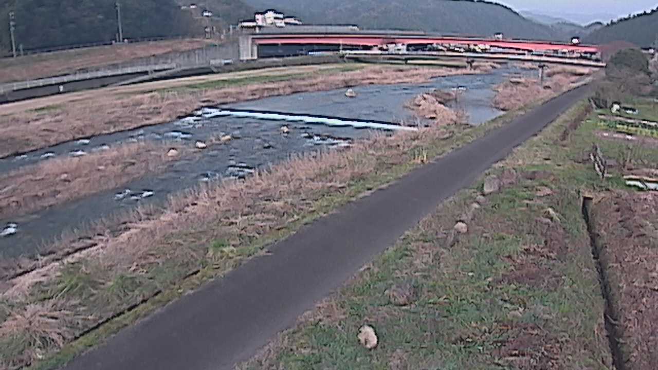 三徳川 左岸 2k000のライブカメラ|鳥取県三朝町のサムネイル