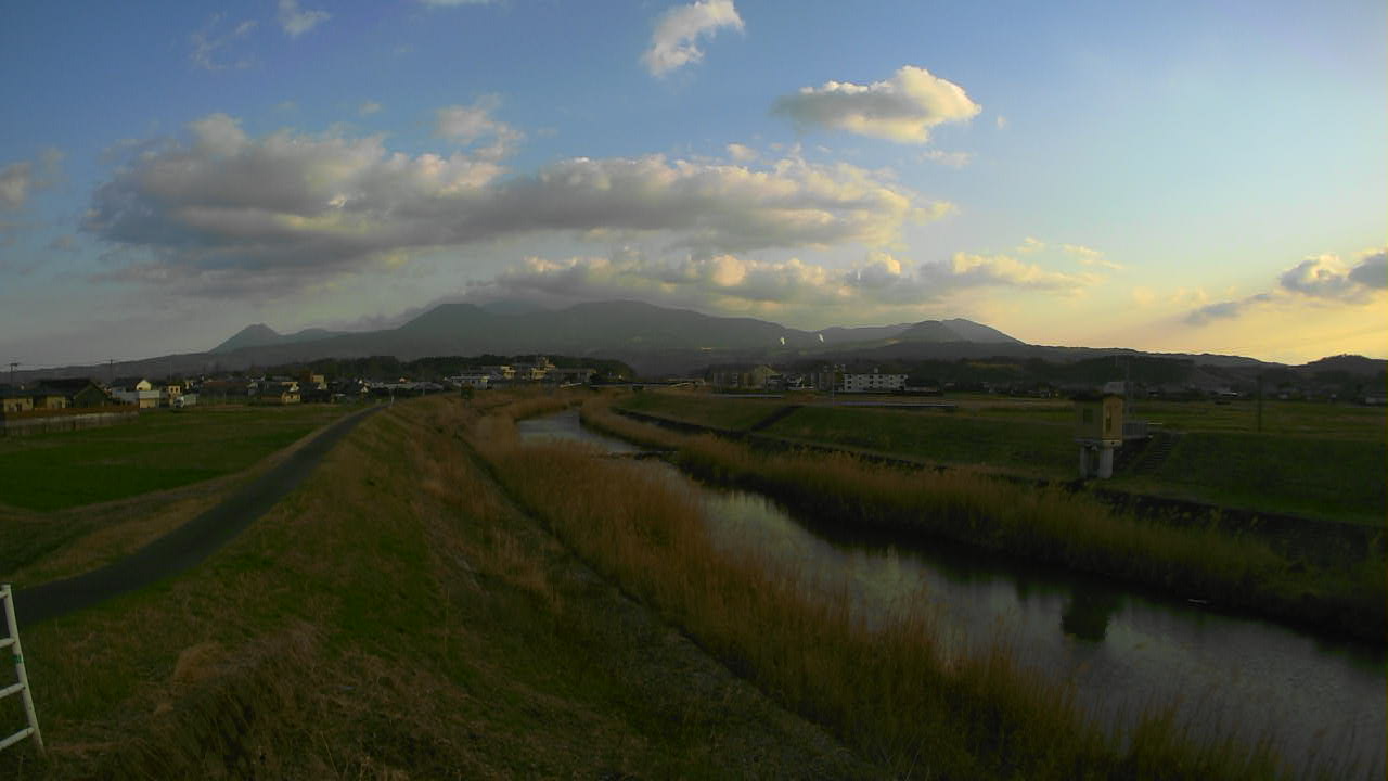 長江川 0k800有島橋のライブカメラ|宮崎県えびの市のサムネイル