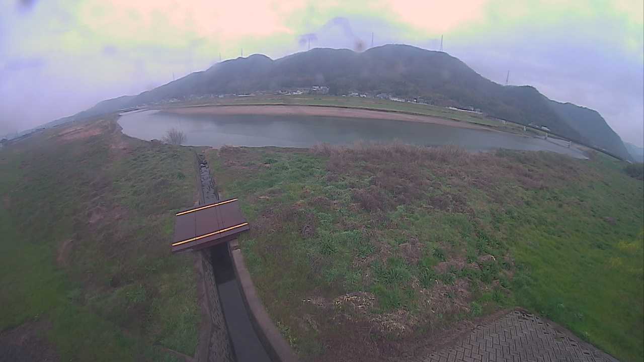 小田川 左岸 7k000のライブカメラ|岡山県倉敷市のサムネイル