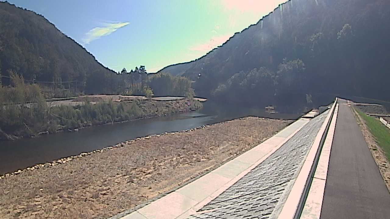 太田川 左岸 61.6kmのライブカメラ|広島県安芸太田町のサムネイル