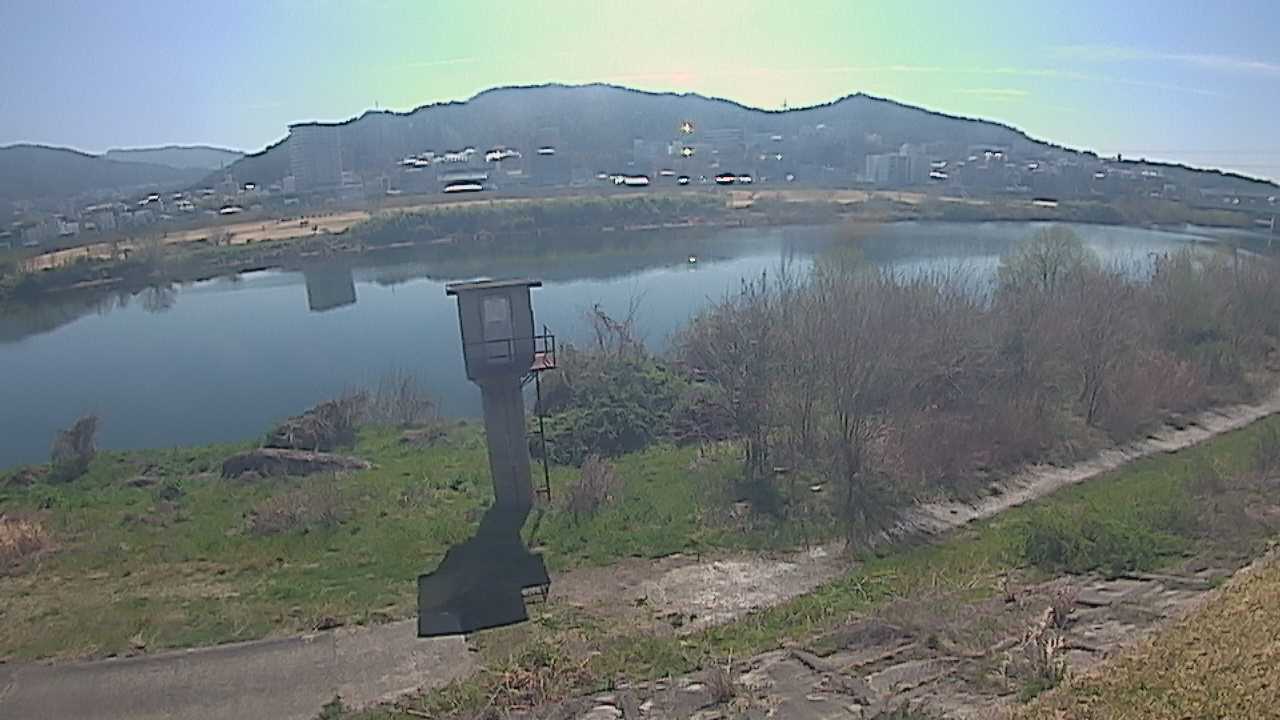 太田川 右岸 7.4kmのライブカメラ|広島県広島市のサムネイル