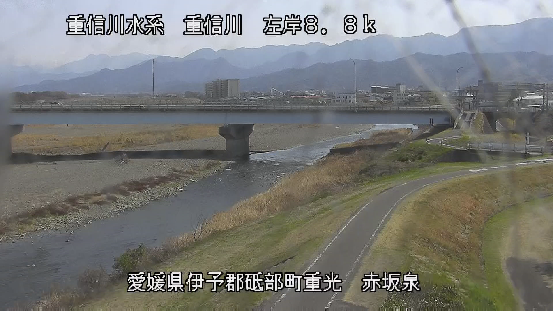 重信川 左岸8k8 砥部町 赤坂泉のライブカメラ|愛媛県砥部町のサムネイル