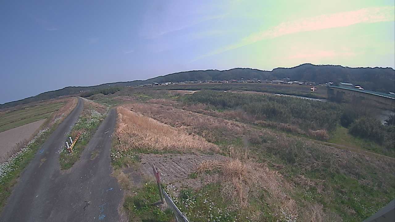高津川 左岸 神田11.2kのライブカメラ|島根県益田市のサムネイル