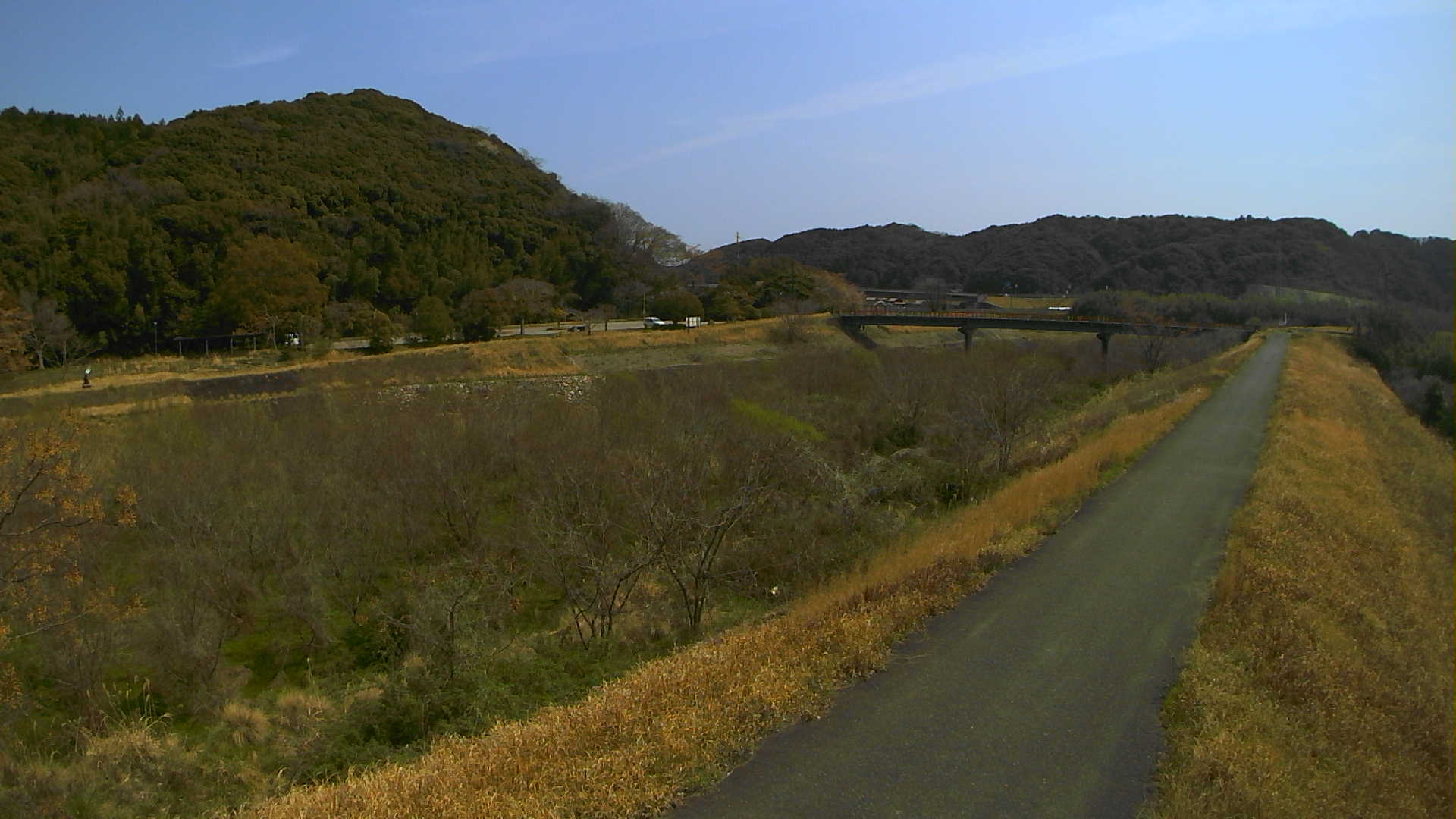 高津川派川 左岸 虫追町2.4kのライブカメラ|島根県益田市のサムネイル