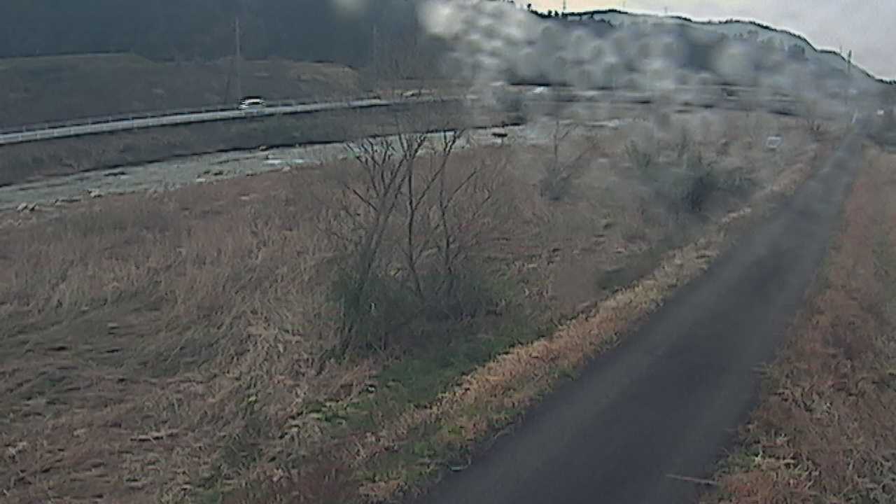 天神川 右岸 13k300のライブカメラ|鳥取県三朝町のサムネイル