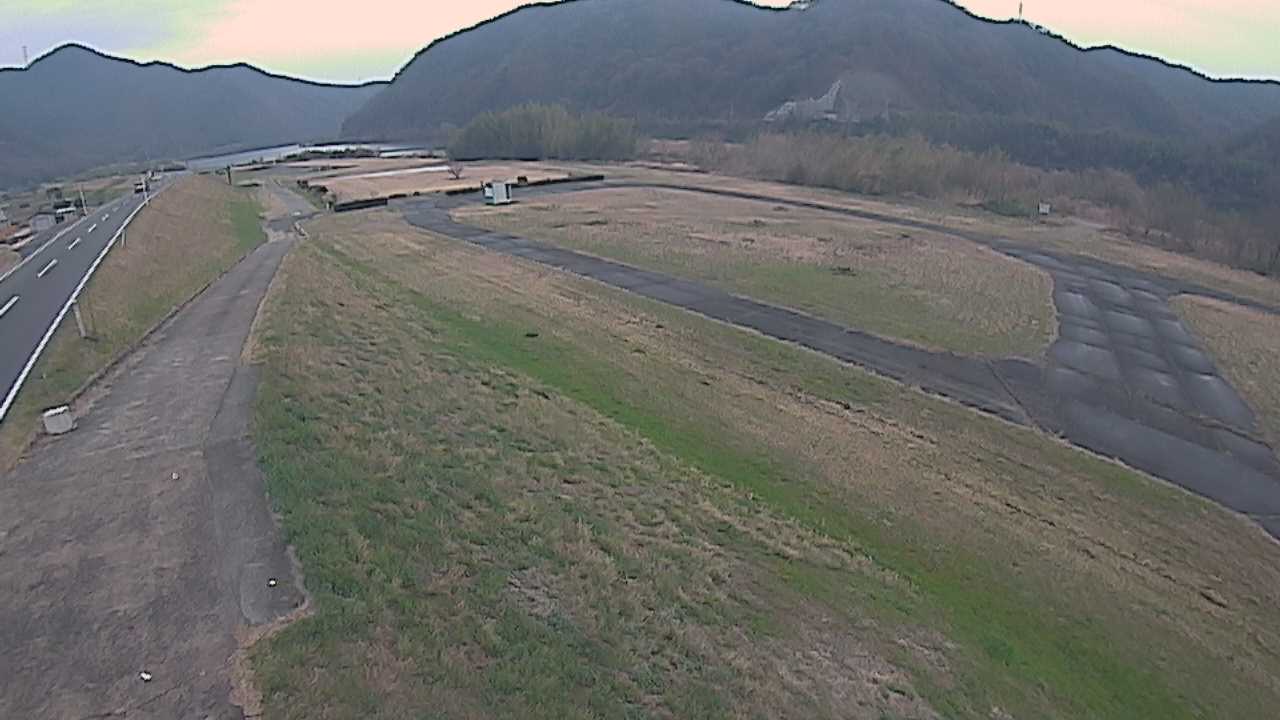 吉井川 左岸 20k200のライブカメラ|岡山県岡山市のサムネイル