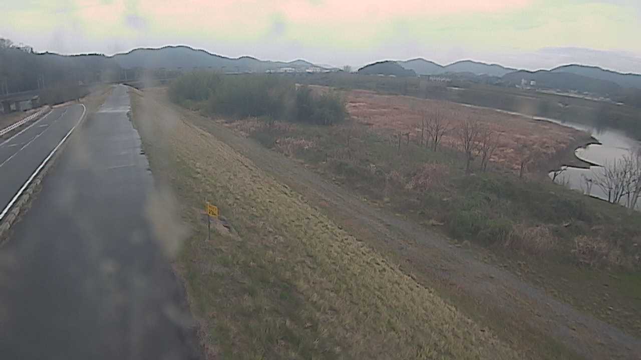 吉井川 左岸 21k800のライブカメラ|岡山県赤磐市のサムネイル