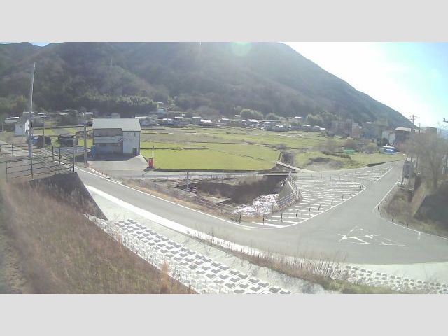 吉野川 山口谷川左岸 右岸62k2付近のライブカメラ|徳島県東みよし町のサムネイル