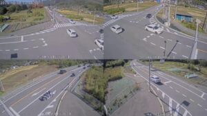 群馬県東吾妻町 国道145号 岩下交差点のライブカメラ